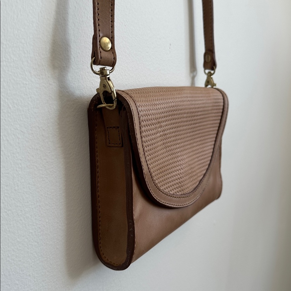 NISOLO Cleo Convertible Crossbody Bag - Picture 4 of 11